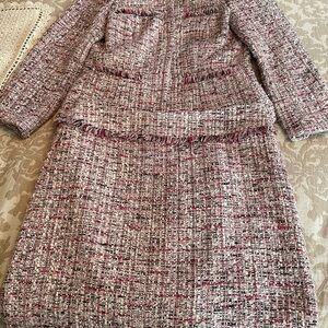 White House Black Market Tweed Accent Jacket size 4 and Skirt size 6